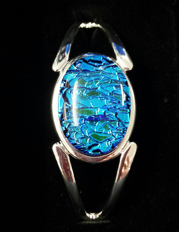 Liquid Crystal - Oval Bracelet