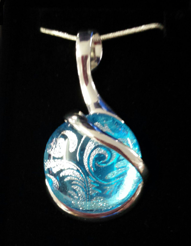 Liquid Crystal - Refections Pendant - Click Image to Close